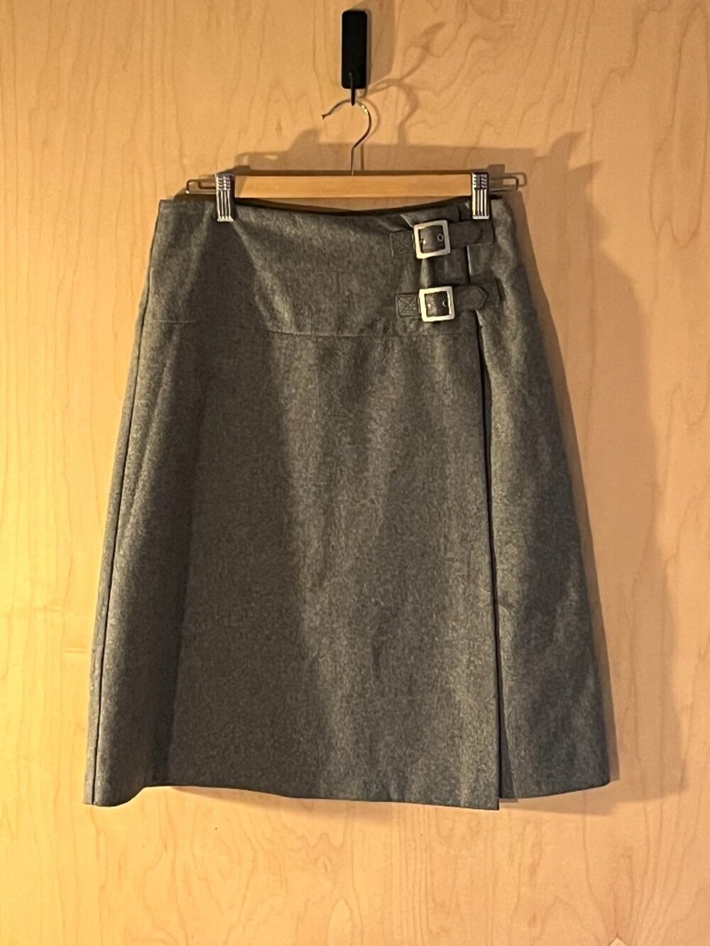 90's Vintage Benetton Gray Wool Skirt Knee Length Italian Size 42